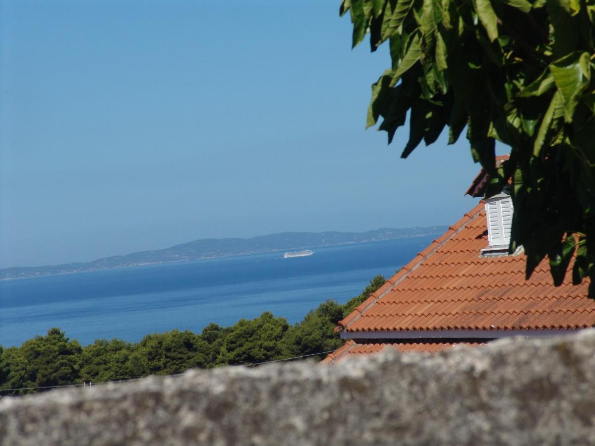 Villa Nefeli Loútsa Buitenkant foto